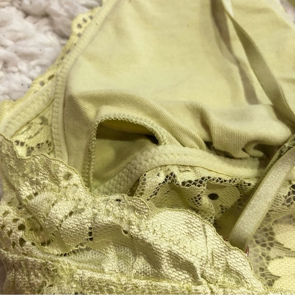Aerie Sunflower Lace Padded Plunge‎ Bralette Kitchy Mist Yellow Medium - Picture 5 of 7
